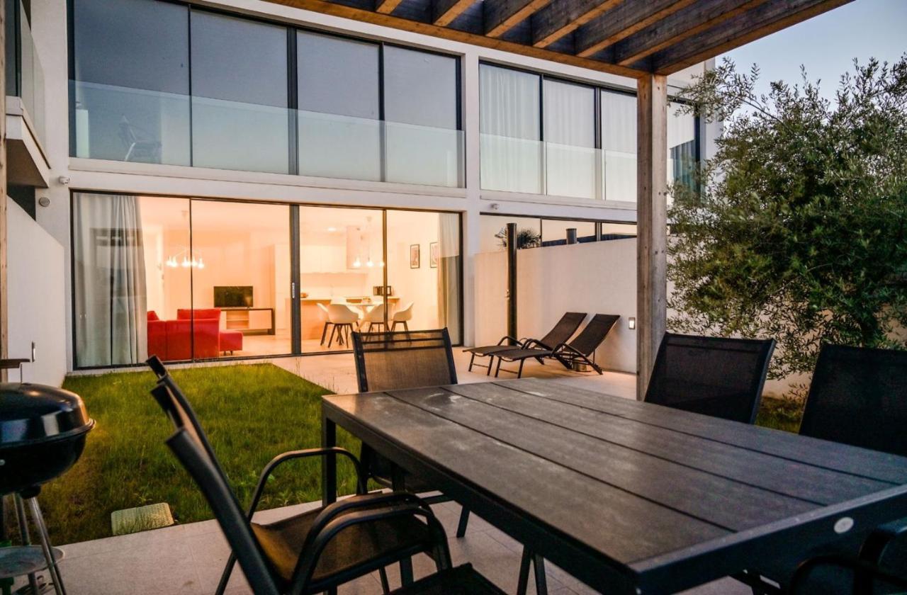 מאלינסקה Apartment Flori With Sea View מראה חיצוני תמונה
