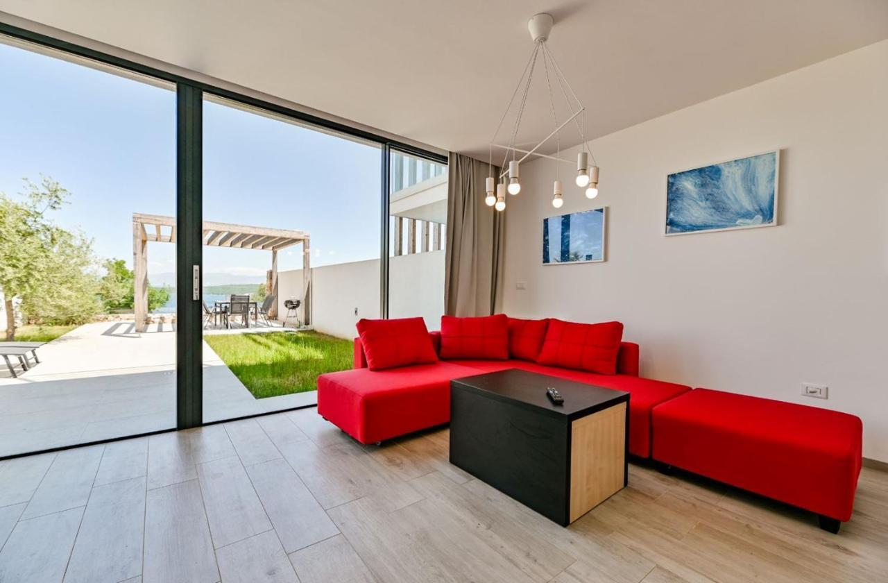 מאלינסקה Apartment Flori With Sea View מראה חיצוני תמונה