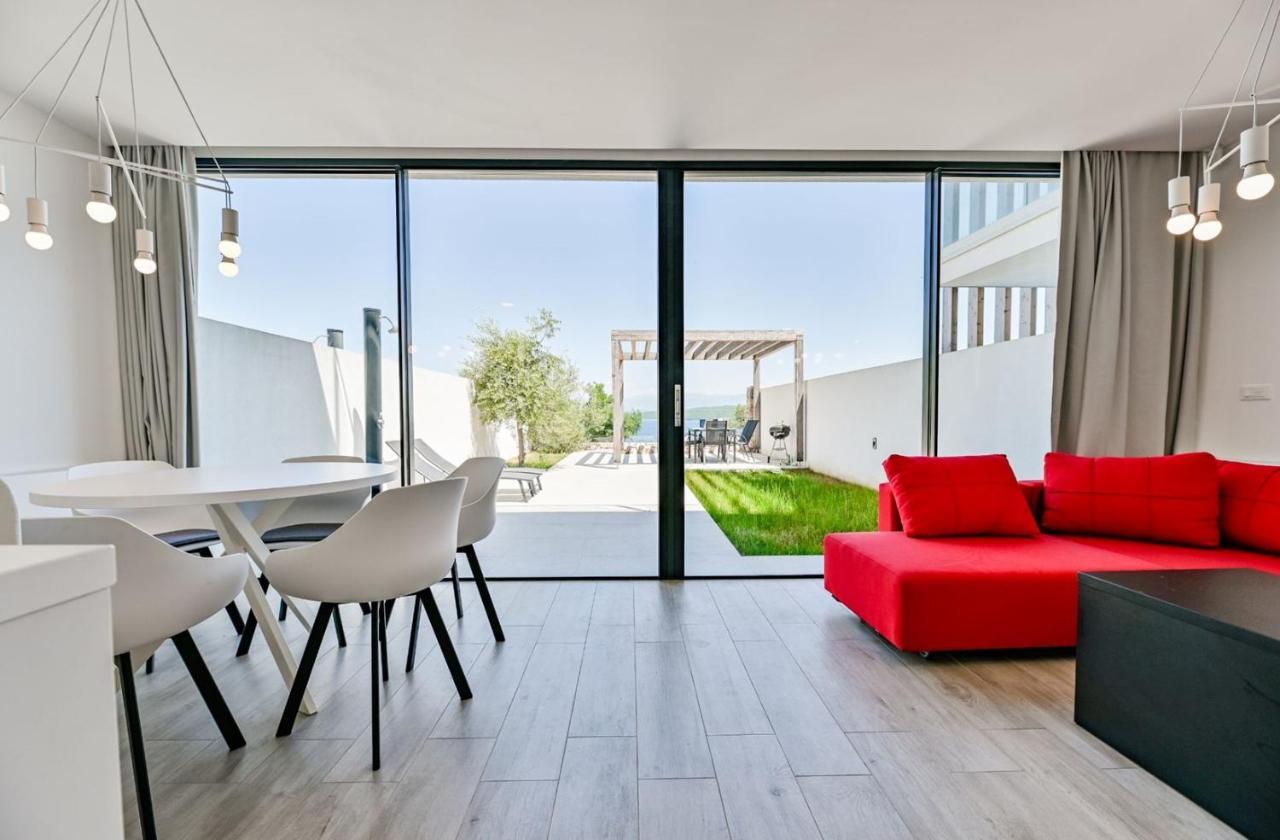 מאלינסקה Apartment Flori With Sea View מראה חיצוני תמונה